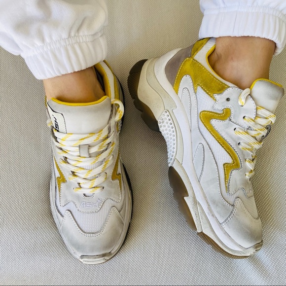 NWT Ash Addict Perforated Star-Patch Leather Shoes - Picture 3 of 13